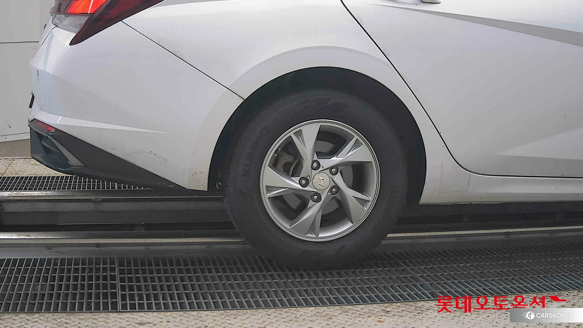 Hyundai Avante id 4679320 из Кореи 16