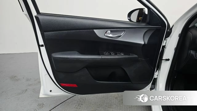 Kia The New K3 2nd generation id 4618969 из Кореи 16
