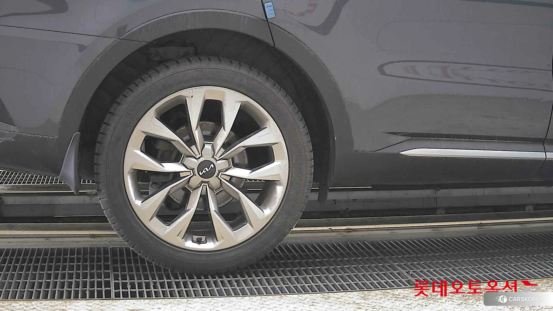Kia Sorento id 4289449 из Кореи 16