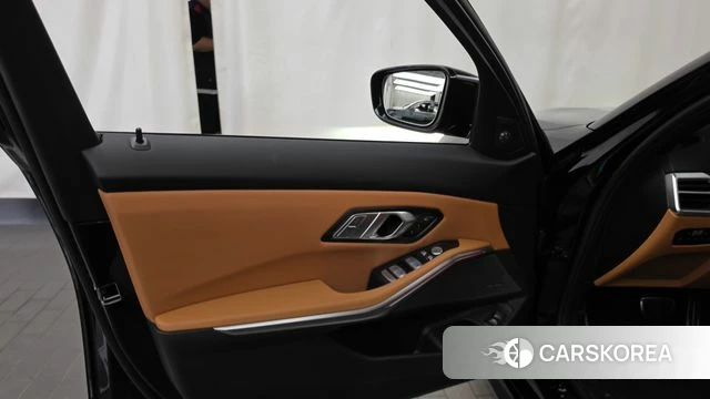 BMW 3 Series (G20) id 4686602 из Кореи 16