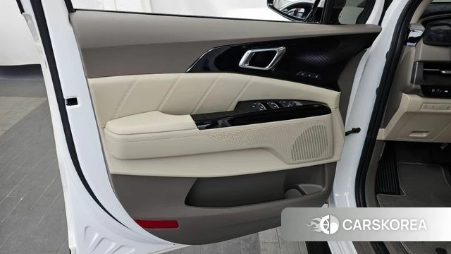 Kia Carnival 4th generation id 4224653 из Кореи 16