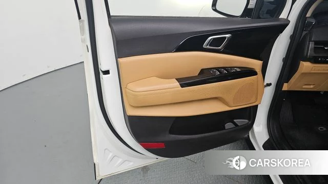 Kia Carnival 4th generation id 4293180 из Кореи 16