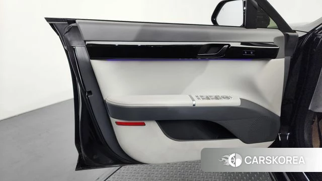 Hyundai Grandeur Hybrid (GN7) id 4222813 из Кореи 16