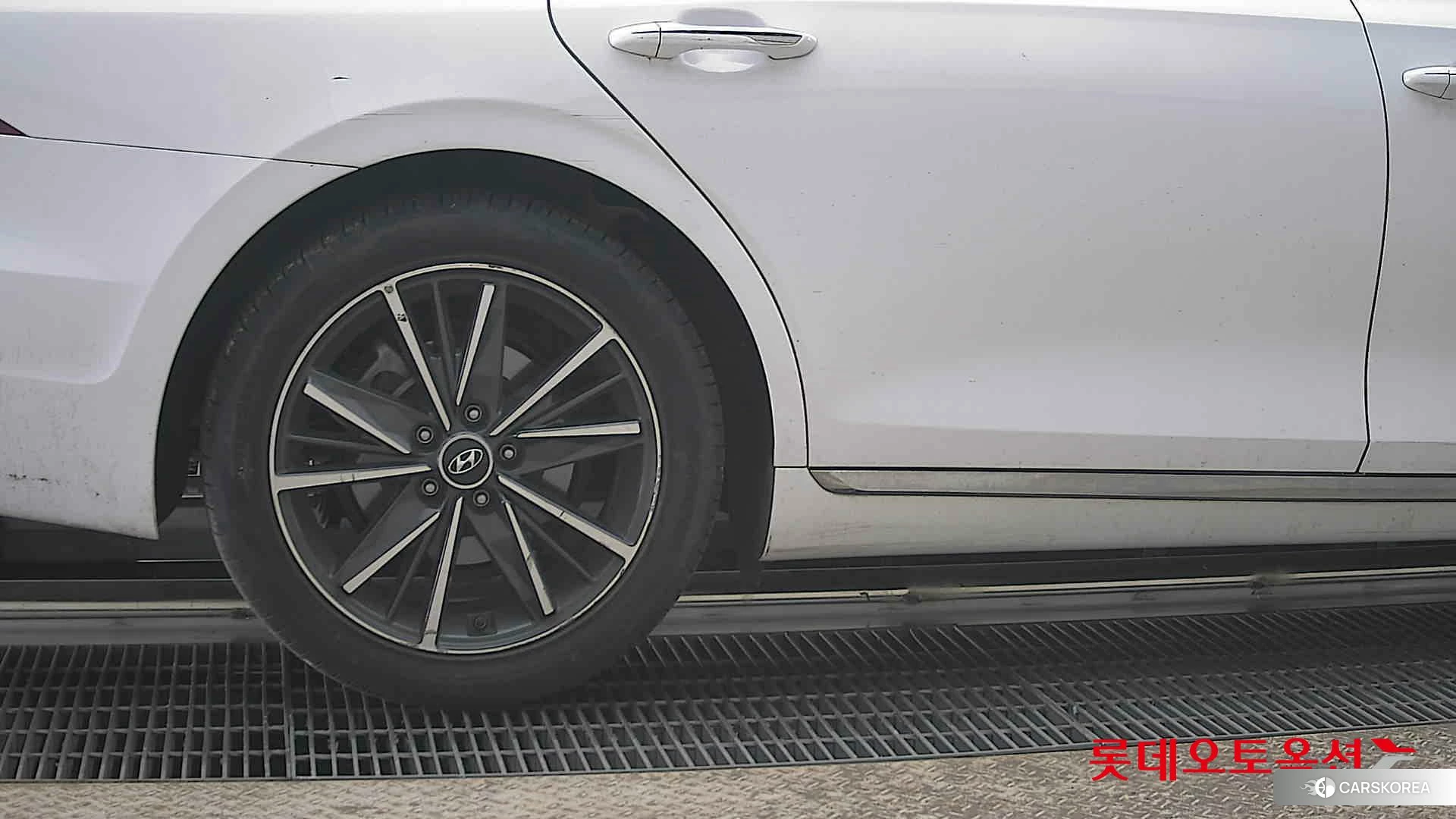 Hyundai Grandeur id 3881986 из Кореи 16