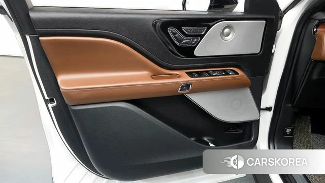 Lincoln Aviator 2nd generation id 4196151 из Кореи 16