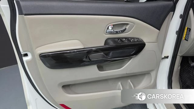 Kia The New Carnival id 4295045 из Кореи 16