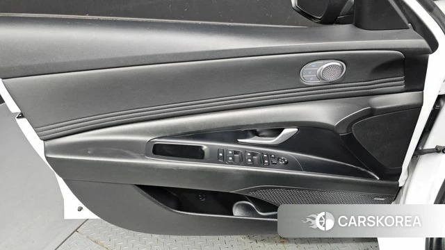 Hyundai Avante Hybrid (CN7) id 4195614 из Кореи 16