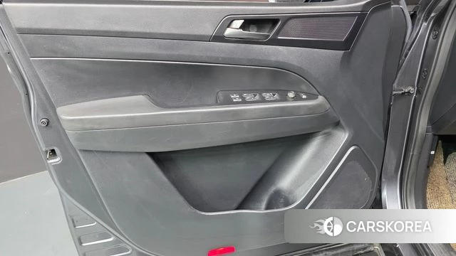 Ssangyong Rexton Sports id 4245436 из Кореи 16