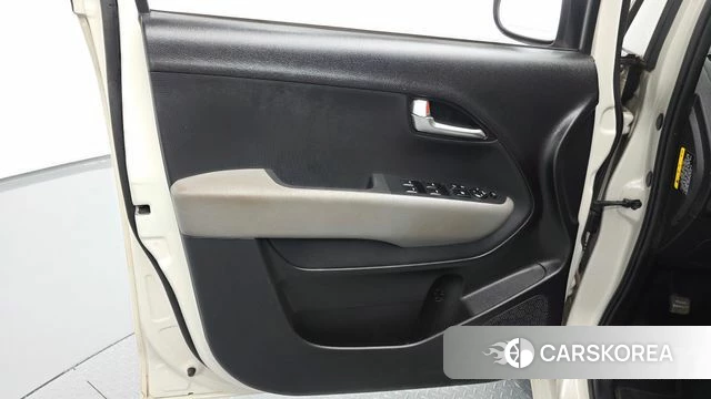 Kia The New Kia Ray id 4898349 из Кореи 16