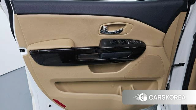 Kia The New Carnival id 4776255 из Кореи 16