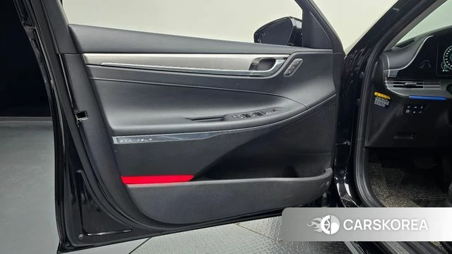 Hyundai The New Grandeur IG id 4284650 из Кореи 16