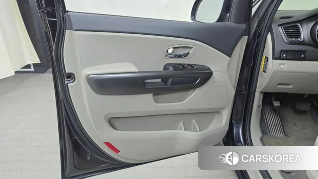 Kia The New Carnival id 4551618 из Кореи 16