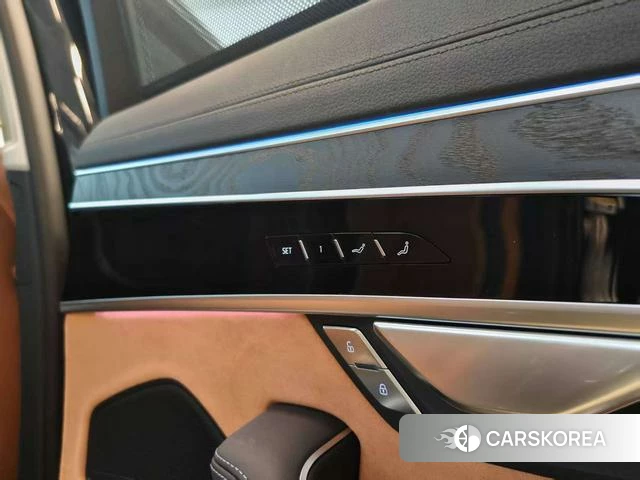 Audi A8 id 4333951 из Китая 16