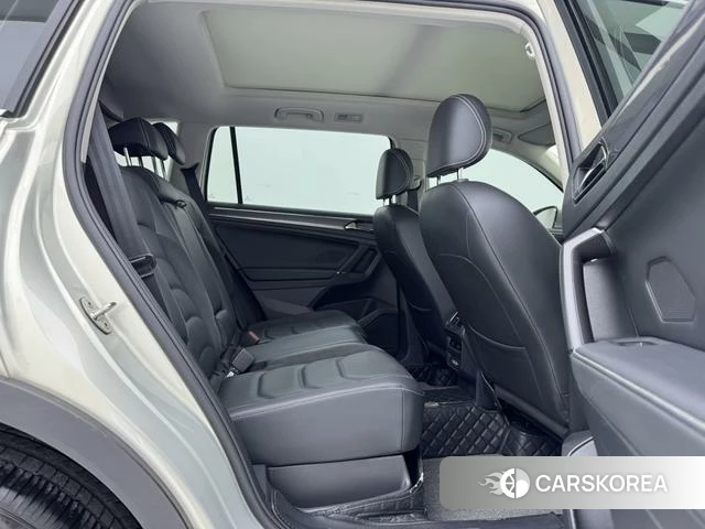 Volkswagen Tiguan L id 4298010 из Китая 16