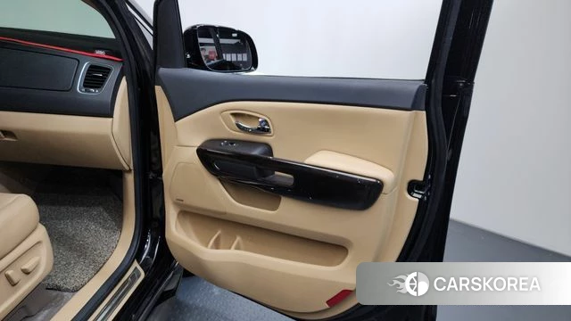 Kia The New Carnival id 4286080 из Кореи 16