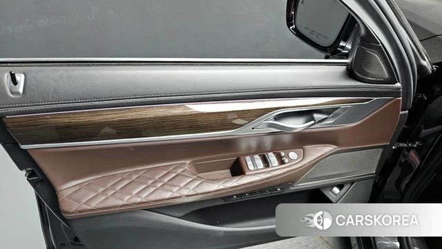 BMW 7 Series (G11) id 4285188 из Кореи 16