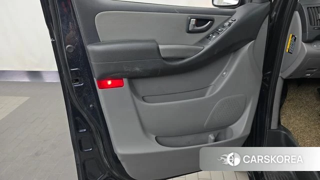 Hyundai The New Grand Starex id 4872717 из Кореи 16