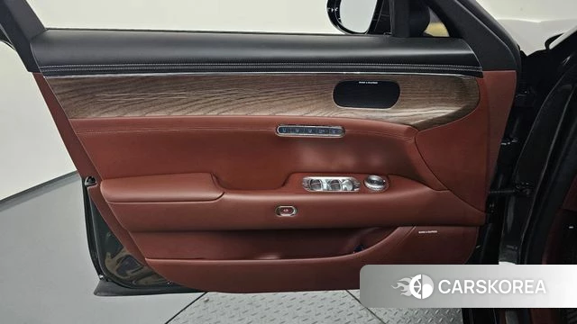 Genesis G90 (RS4) id 4442817 из Кореи 16