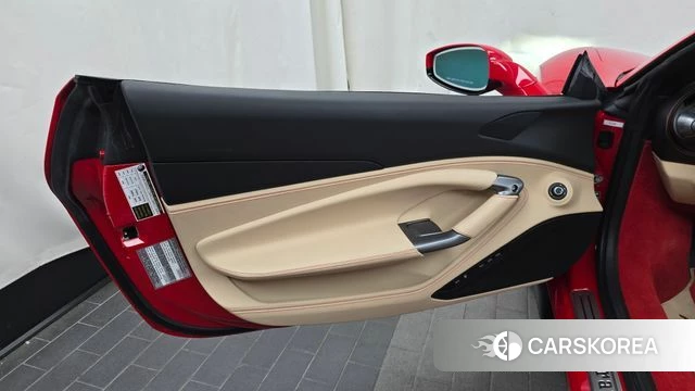 Ferrari F8 Spider id 4534542 из Кореи 16