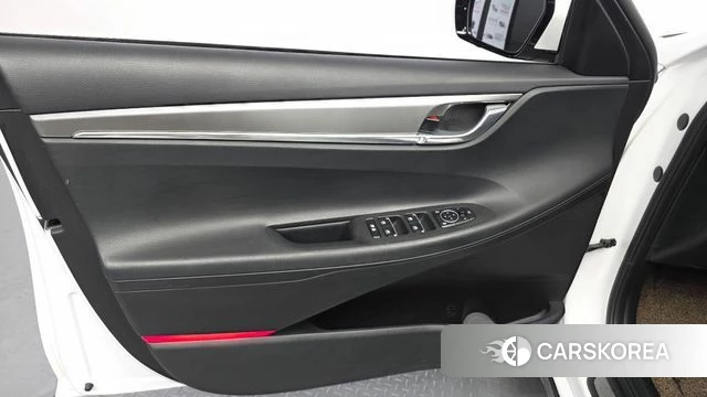 Hyundai The New Grandeur IG Hybrid id 4608556 из Кореи 16