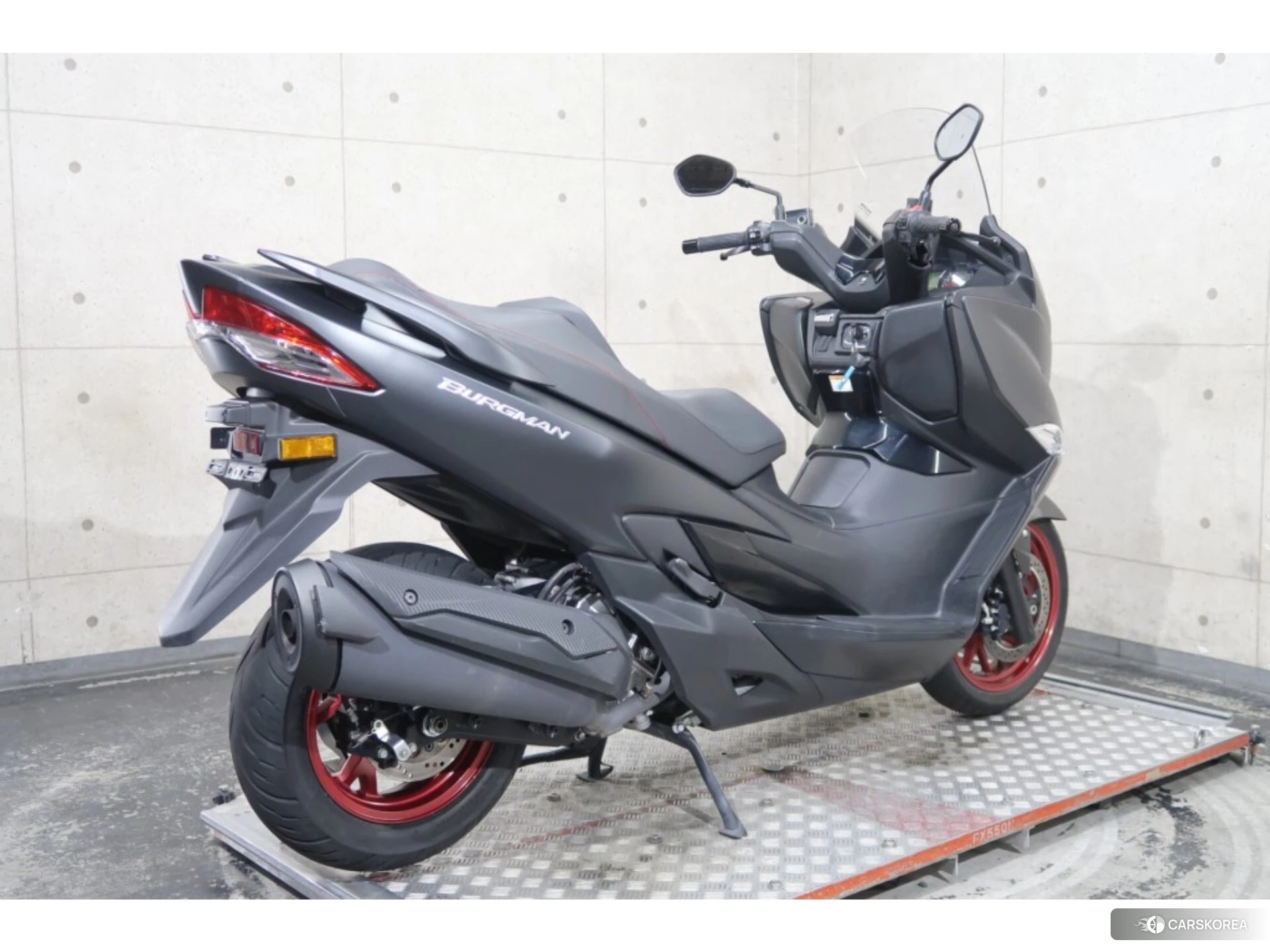 Suzuki BURGMAN 400 id 3948141 из Японии 16
