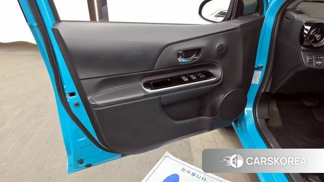 Toyota Prius C id 4233148 из Кореи 16