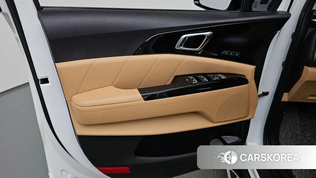 Kia Carnival 4th generation id 4231133 из Кореи 16