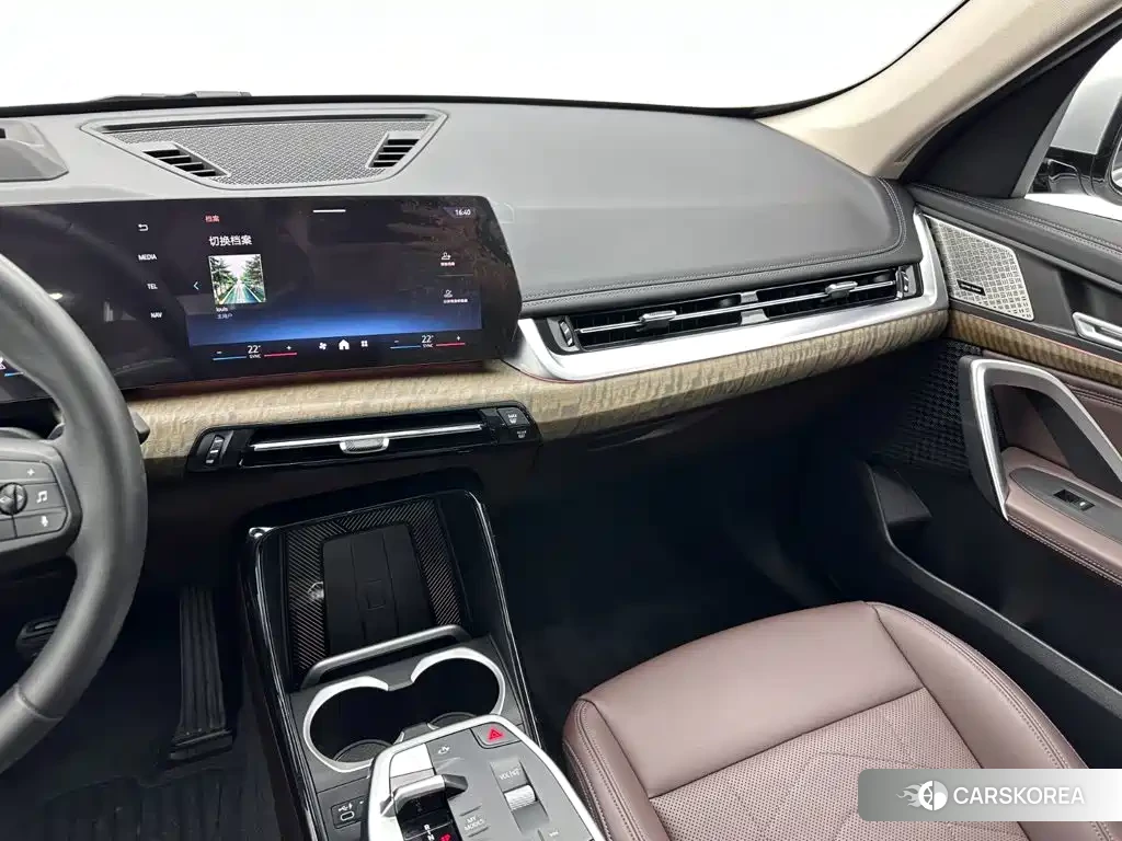 BMW X1 id 4674310 из Китая 16