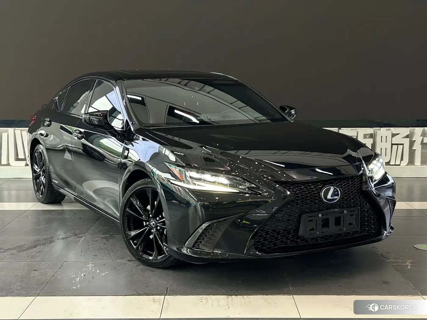Lexus ES id 4679660 из Китая 16