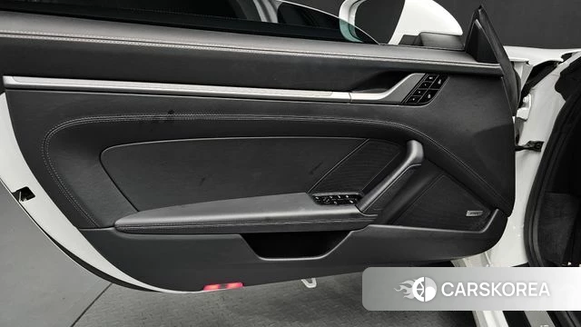 Porsche 911(992) id 4370382 из Кореи 16