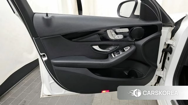 Mercedes-Benz C-Class W205 id 4250723 из Кореи 16