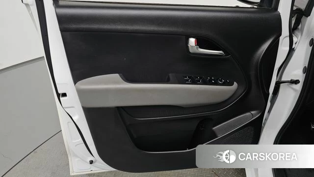 Kia The New Kia Ray id 4488460 из Кореи 16