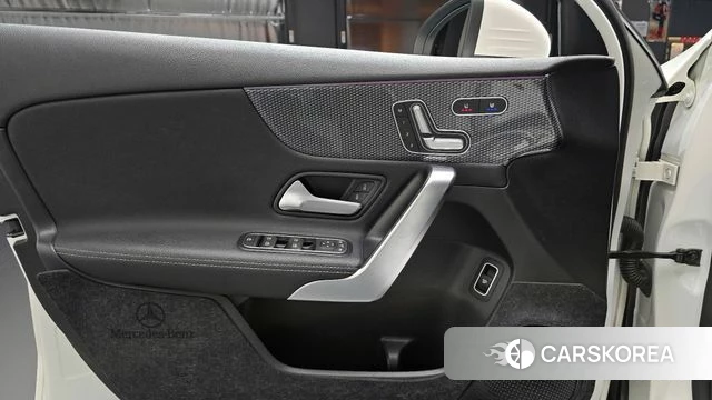 Mercedes-Benz A-Class W177 id 4339025 из Кореи 16