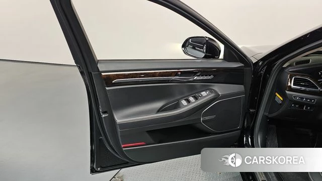 Genesis G90 id 4416901 из Кореи 16