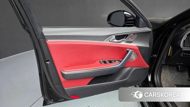 Kia Stinger id 4459565 из Кореи 16