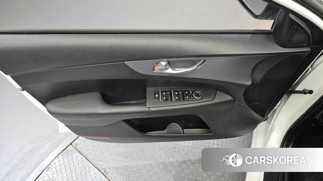 Kia The New K3 2nd generation id 4942613 из Кореи 16