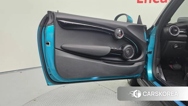 Mini Cooper S Convertible id 4620645 из Кореи 16