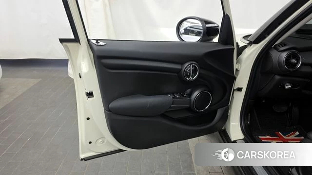 Mini Cooper id 4283468 из Кореи 16