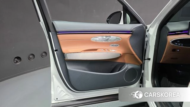Genesis GV70 id 4578398 из Кореи 16