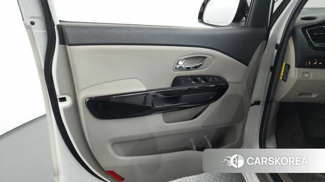 Kia The New Carnival id 4531013 из Кореи 16