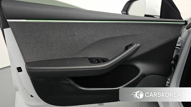 Tesla Model 3 id 4474485 из Кореи 16