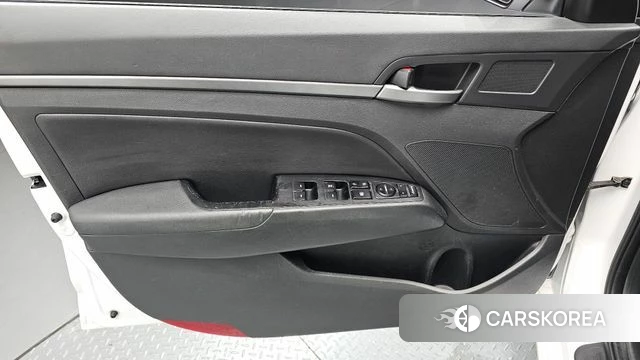 Hyundai Avante AD id 4856329 из Кореи 16