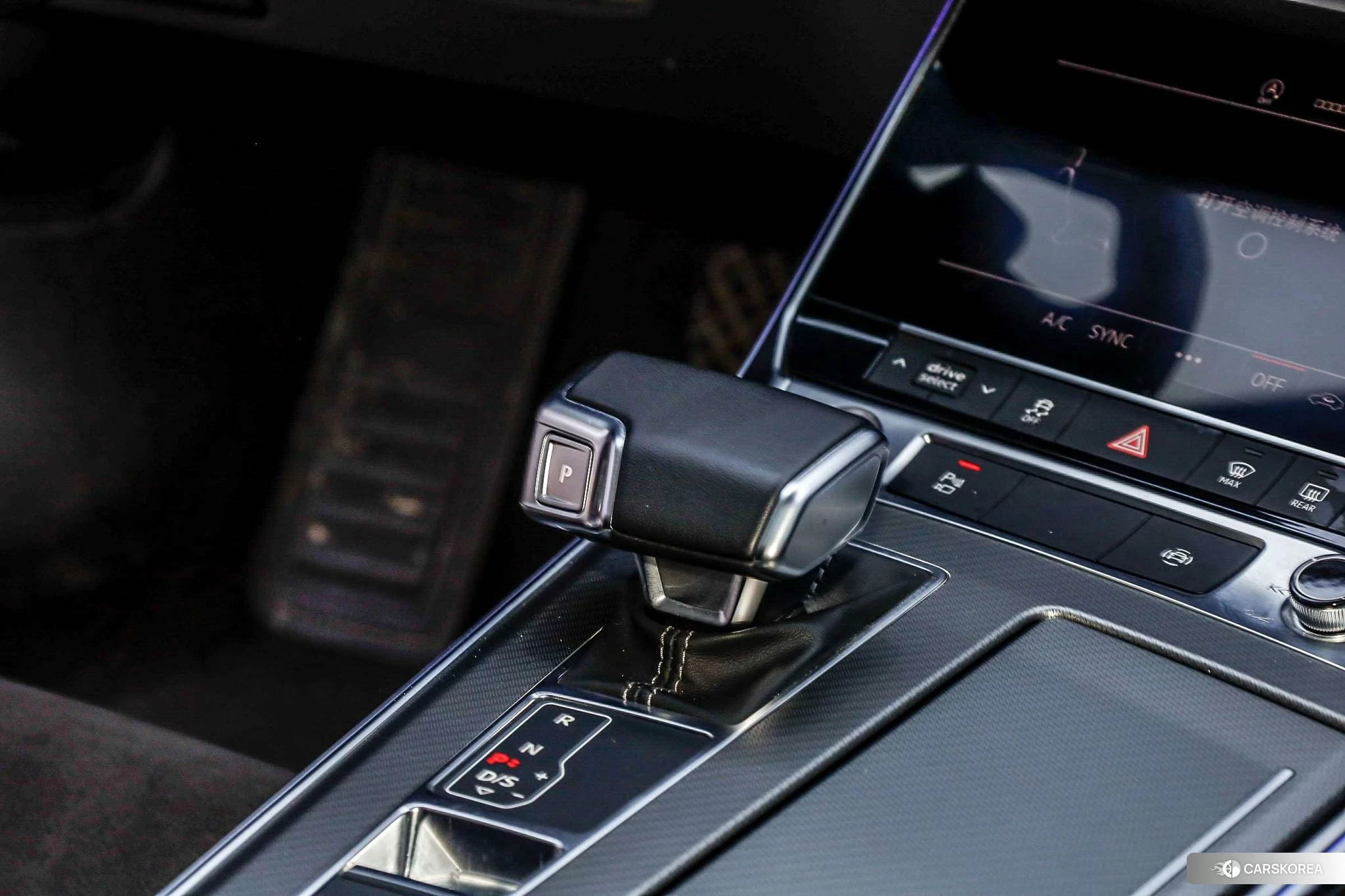 Audi A7L id 4467994 из Китая 16
