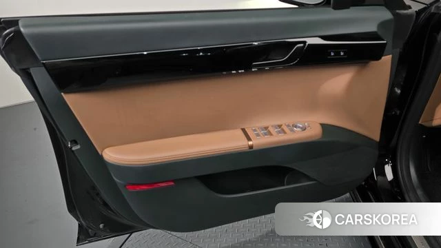 Hyundai Grandeur Hybrid (GN7) id 4354474 из Кореи 16