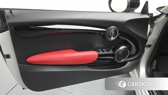 Mini Cooper S Convertible id 4567911 из Кореи 16