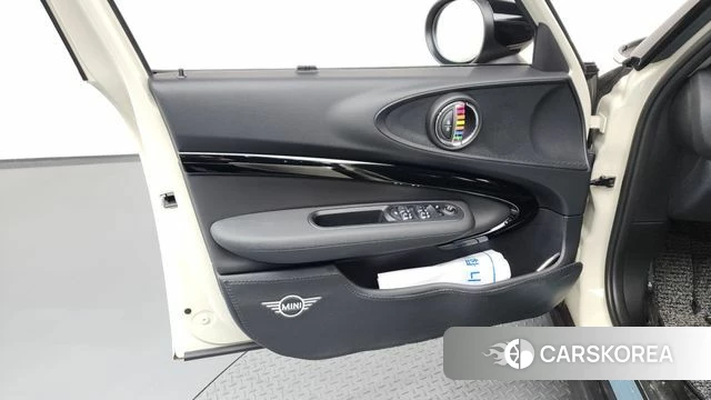 Mini Cooper Clubman id 4244770 из Кореи 16