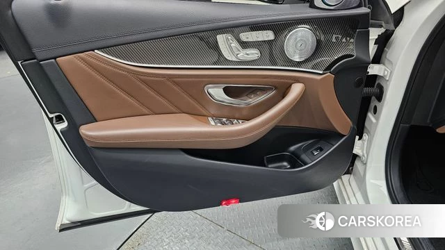Mercedes-Benz E-Class W213 id 4694073 из Кореи 16