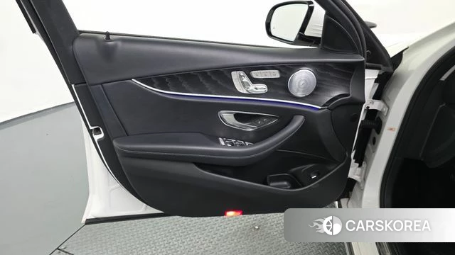 Mercedes-Benz E-Class W213 id 4794953 из Кореи 16