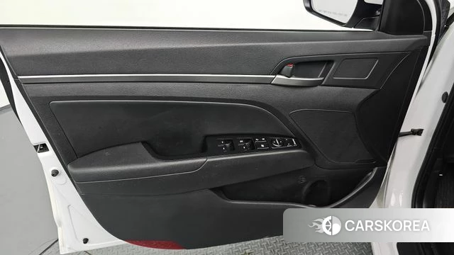 Hyundai Avante AD id 4672686 из Кореи 16