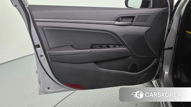 Hyundai Avante AD id 4900815 из Кореи 16